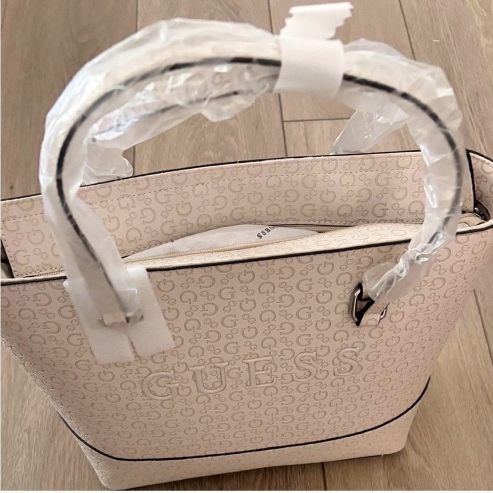 Guess Cream Logo-Print Top-Handle Tote